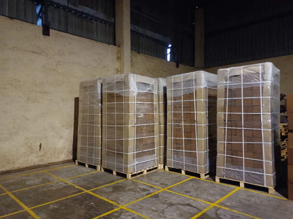 Packaging at Arjuna Exports